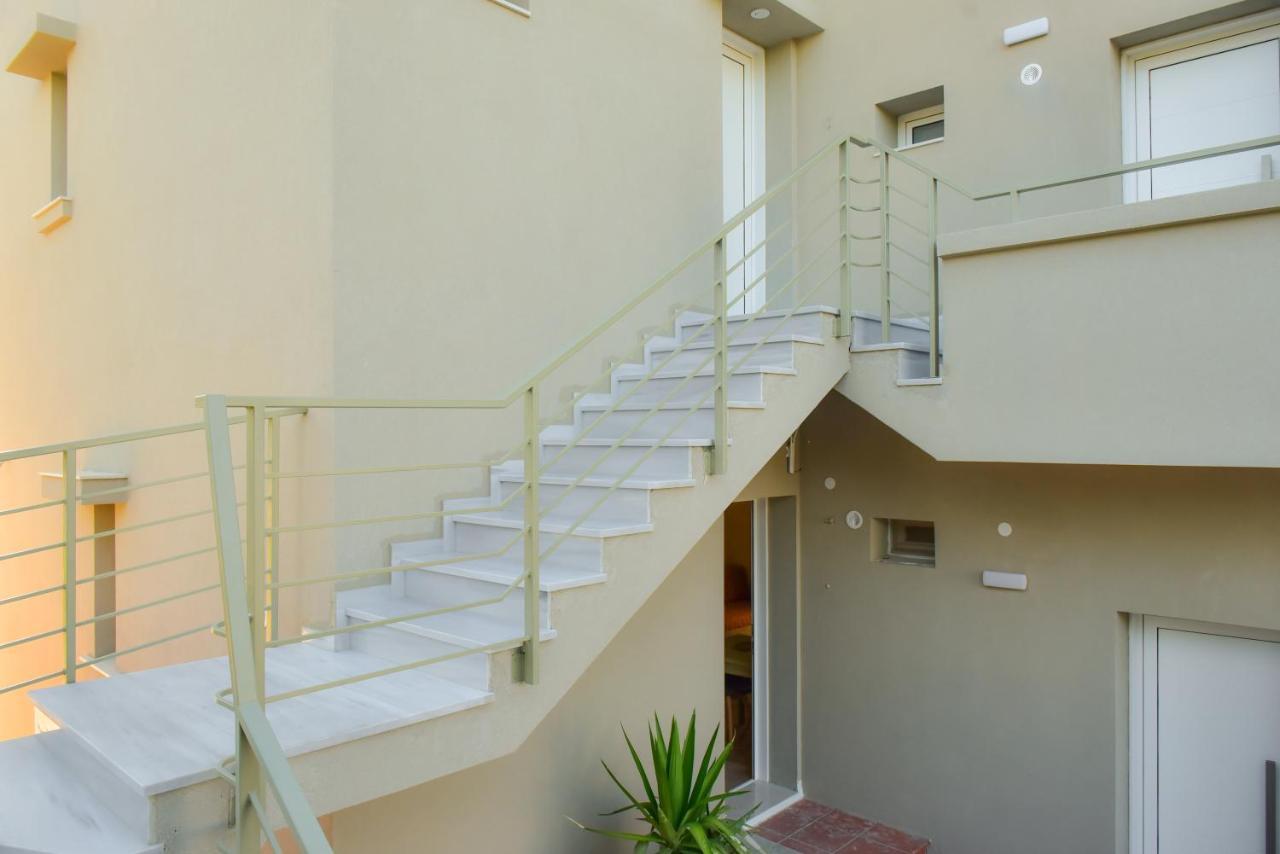Golden Dream Apartments Anissaras Екстериор снимка